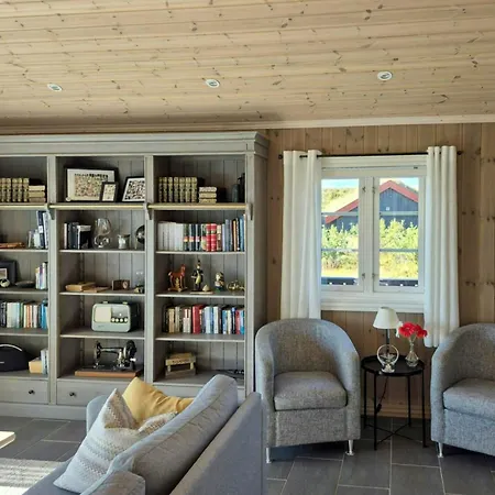 Mountain Gem With Ski In And Out At Golsfjellet Hébergement de vacances